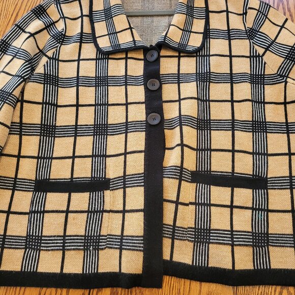 Design Originals Sweater- No SizeTag but think 3x. - Picture 1 of 7